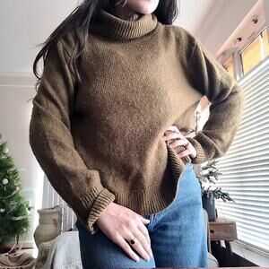 Banana Republic Oversized Turtleneck Wool Blend Sweater Sz L Olive Green